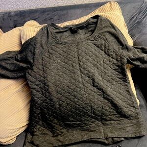 32 degrees fleece sweatshirt. Nice and cozy